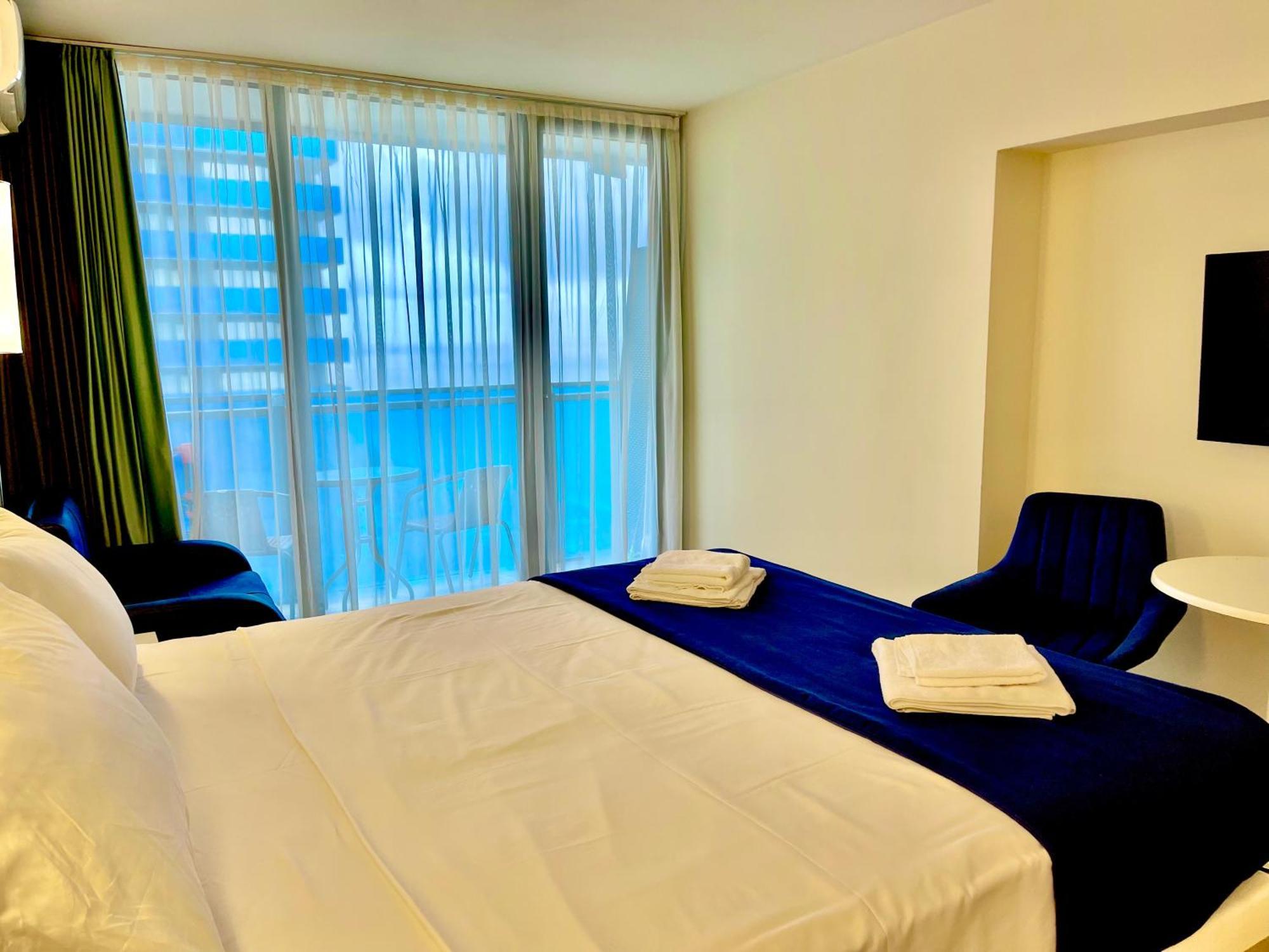 Marvella Orbi City Sea View Batumi Zewnętrze zdjęcie